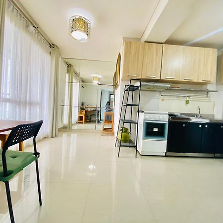 Callia Apartement Golf View Pulo Mas Jakarta Timur Bagian luar foto